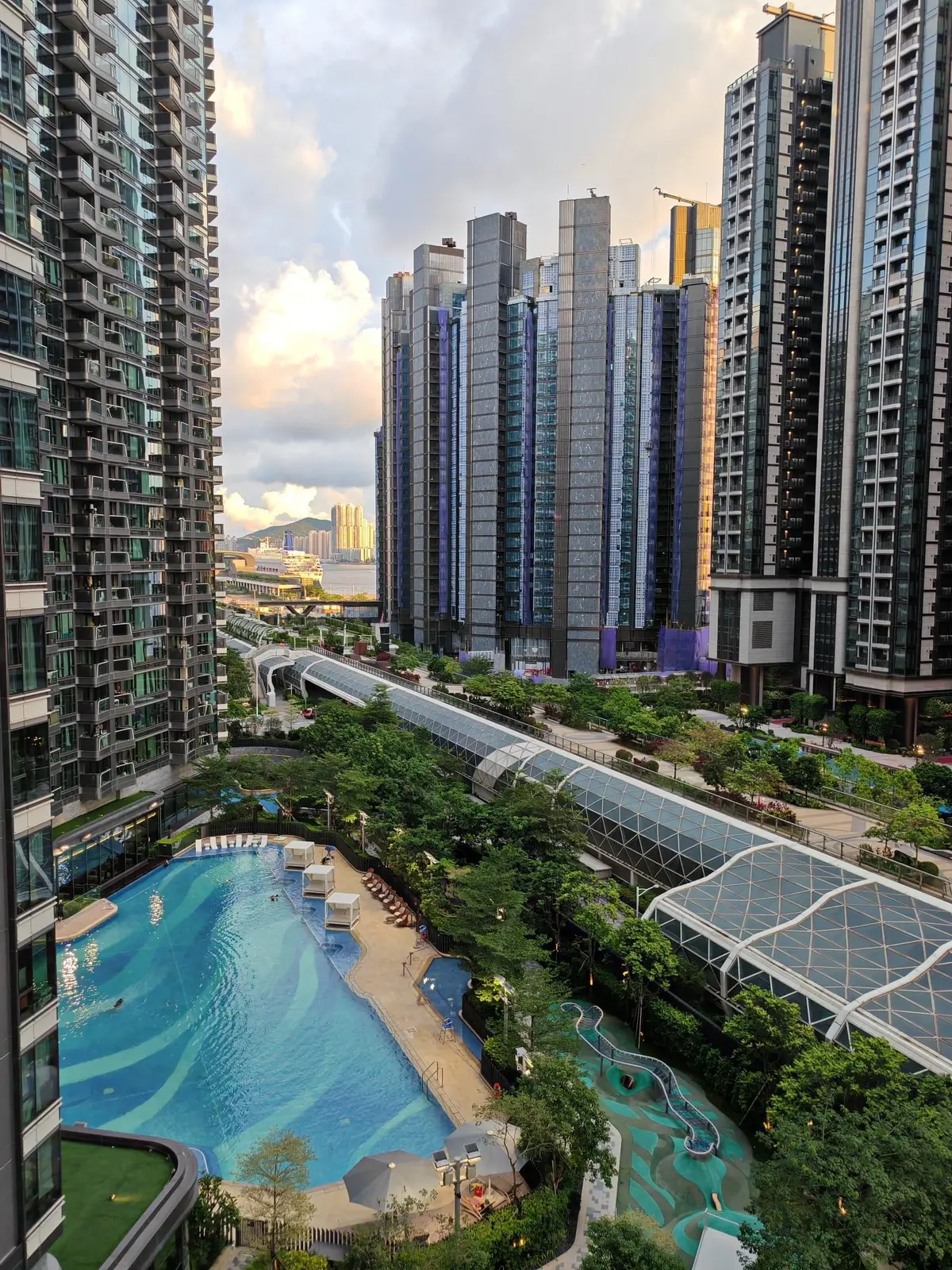 Double Coast III 外觀